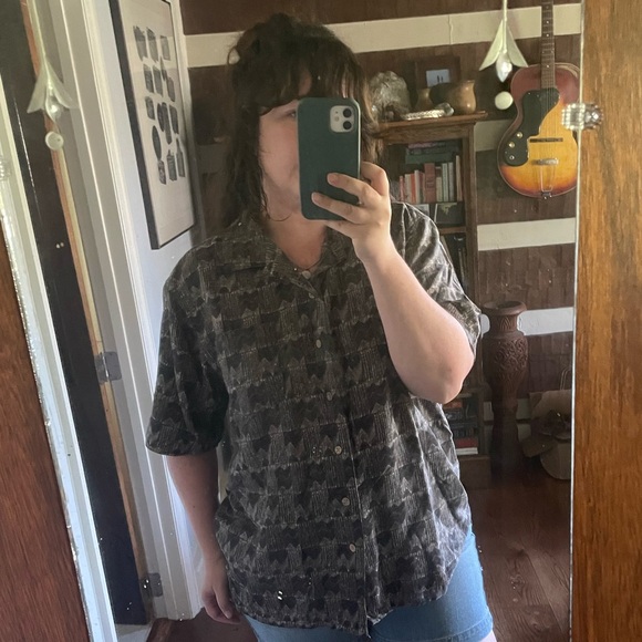 Vintage 100% Washable Silk Button Down Tee - Picture 3 of 3